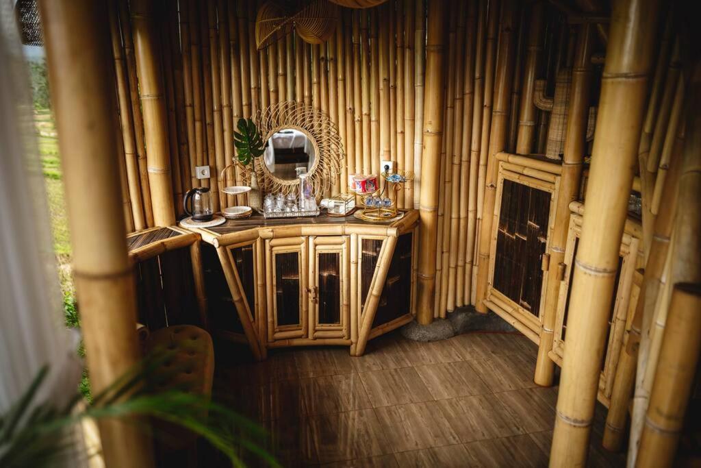 The Nude House Villa Selat Bagian luar foto